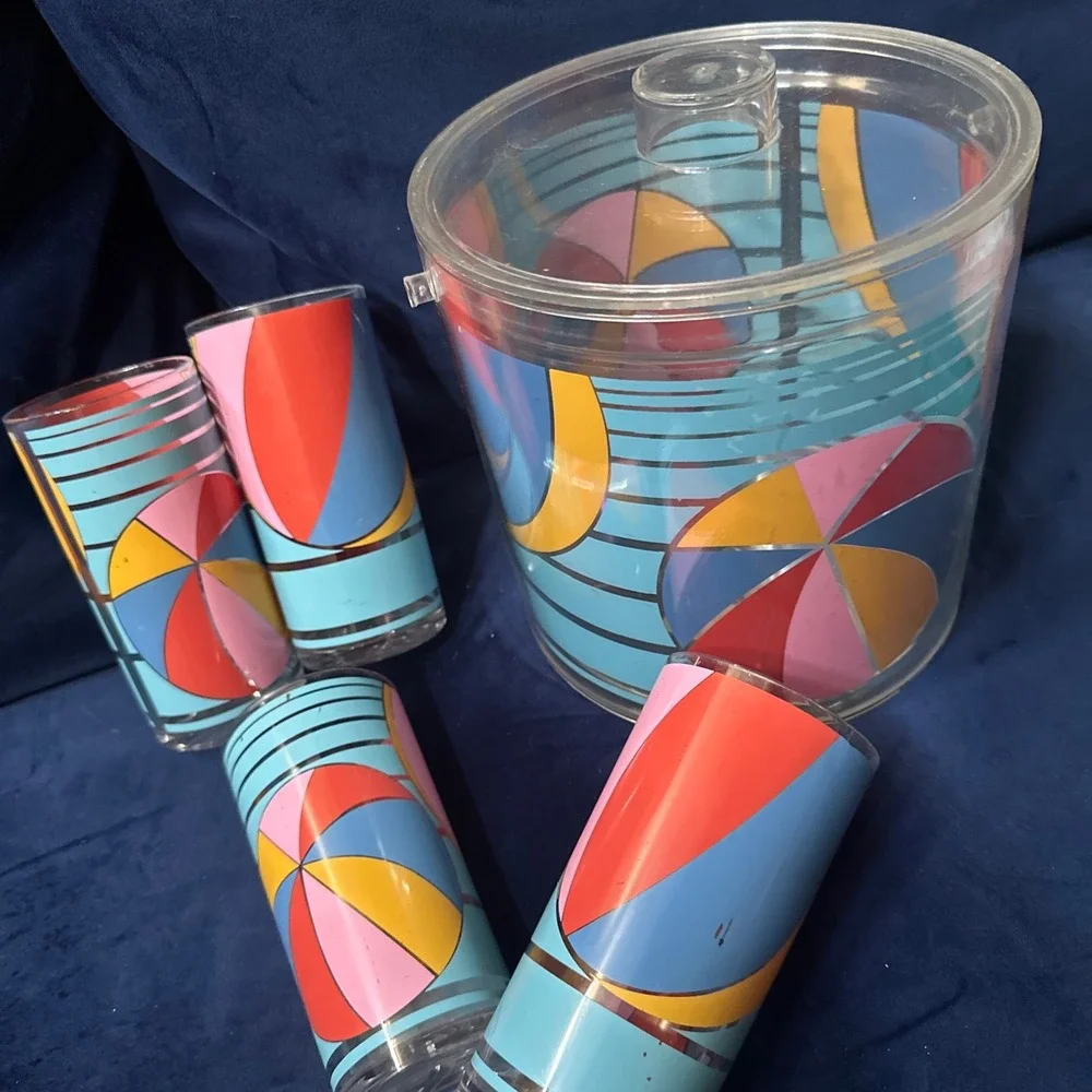 Vintage Acrylic Beach Ball Ice Bucket and 4 Tumbler Glass Set Retro Barware Blue